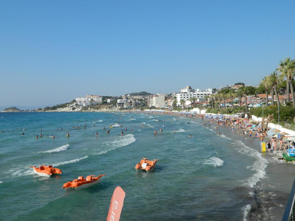 Kibar Apart Pansiyon Kusadasi Exterior foto